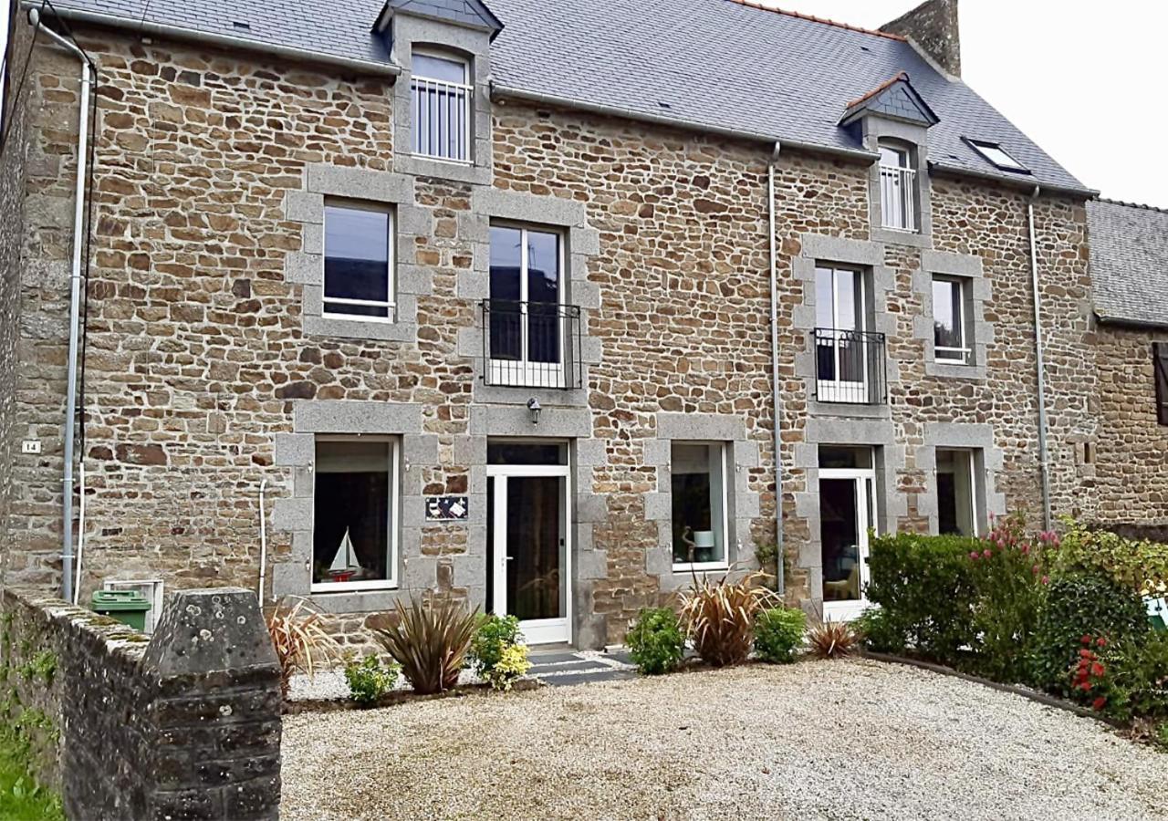 Maison Alfred Et Agatha Pleudihen-sur-Rance エクステリア 写真